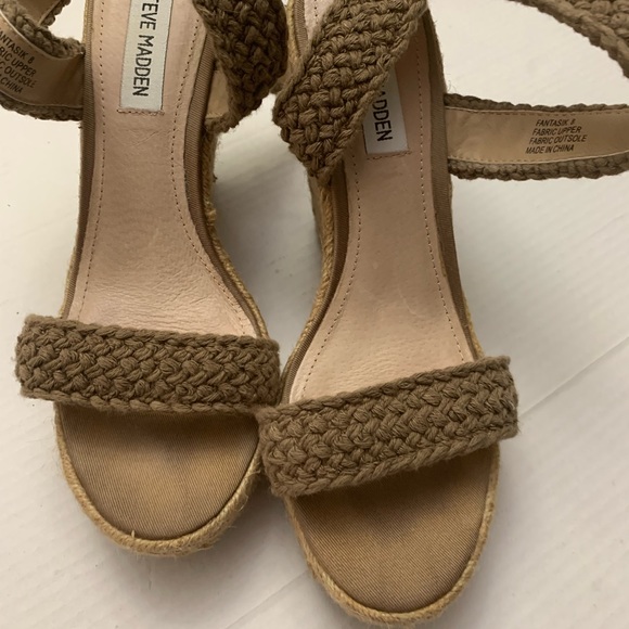 Beigh Women heels - Picture 2 of 7